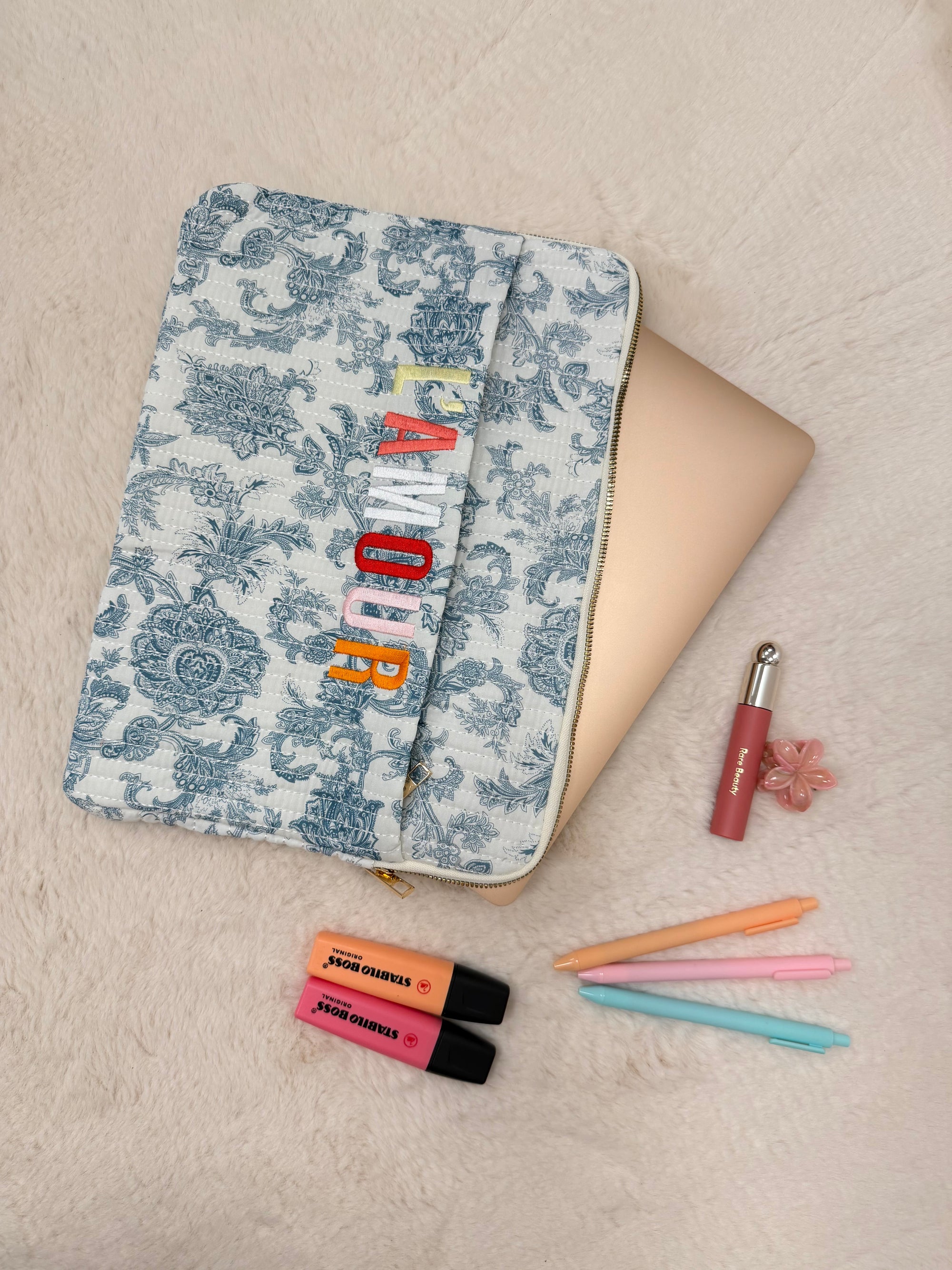 POCHETTE ORDINATEUR L’AMOUR BLEU 13"