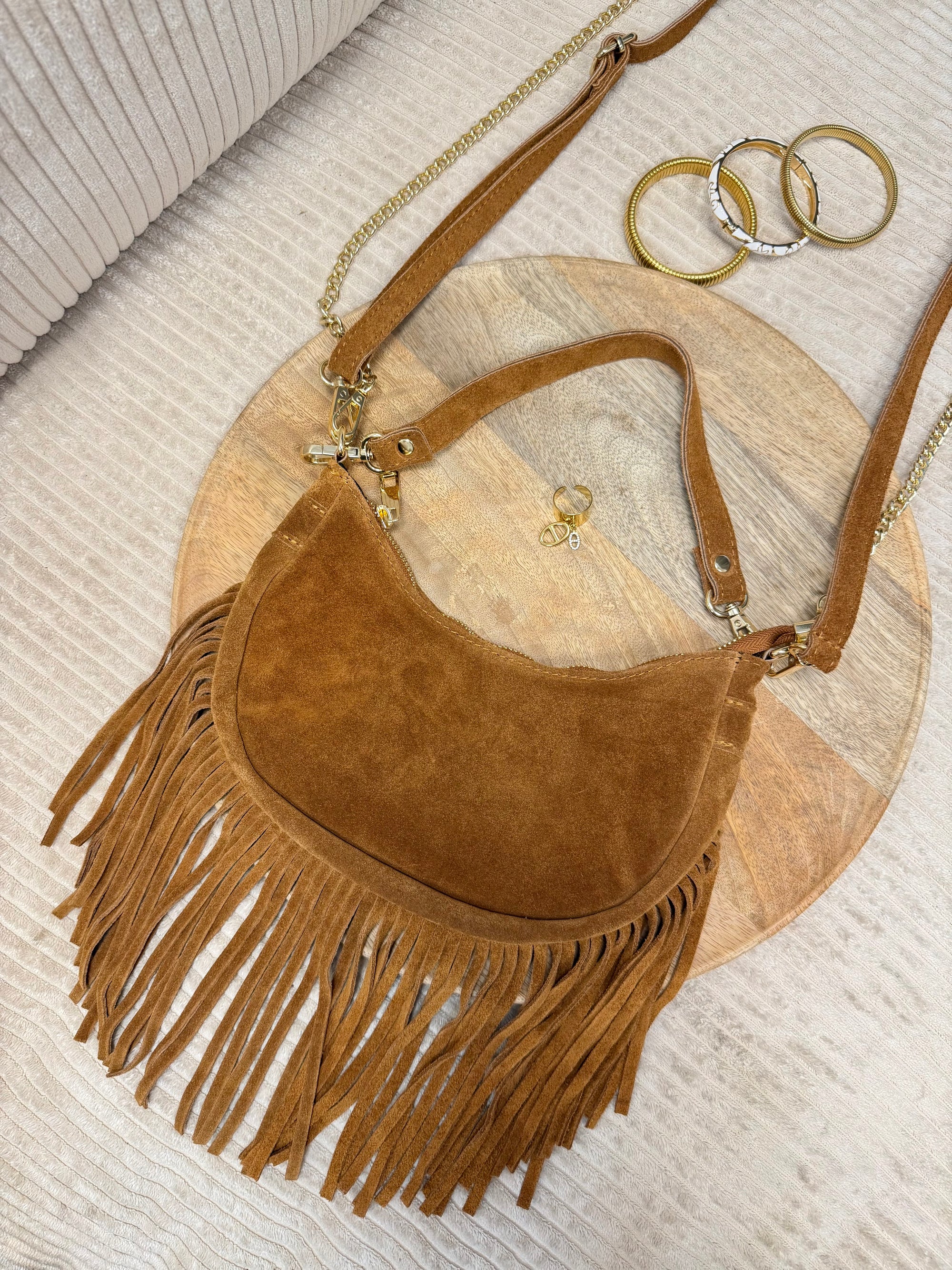 SAC SARAH CAMEL