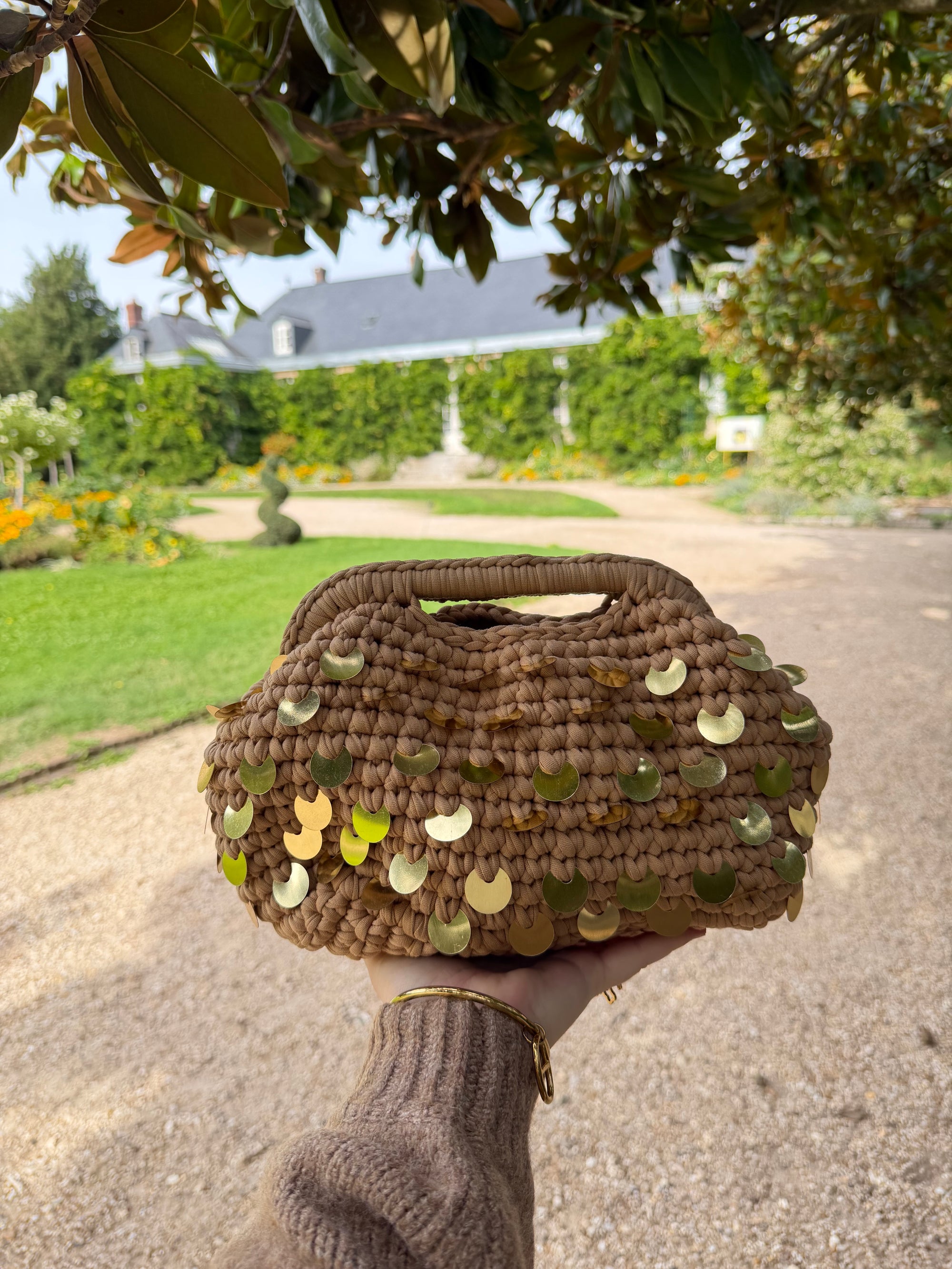 POCHETTE À MAIN CROCHET CAMEL